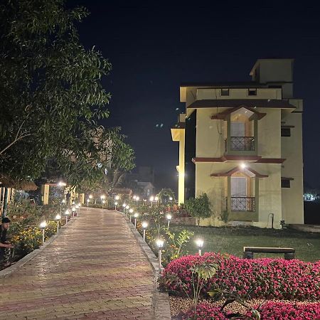 Mayabon Resort Bolpur Shānti Niketan Eksteriør billede